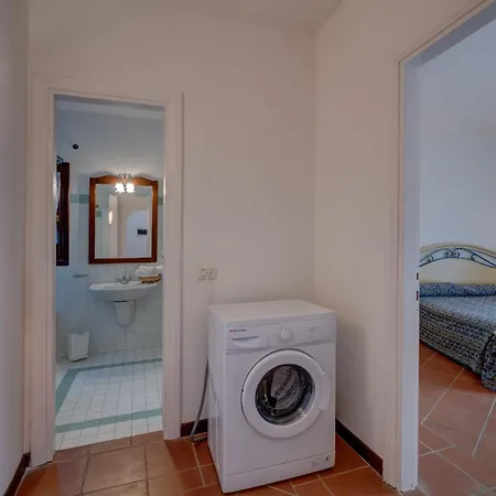 Βίλα Charming Small Shared Pool Sleeps V4in Punta de su Torrione